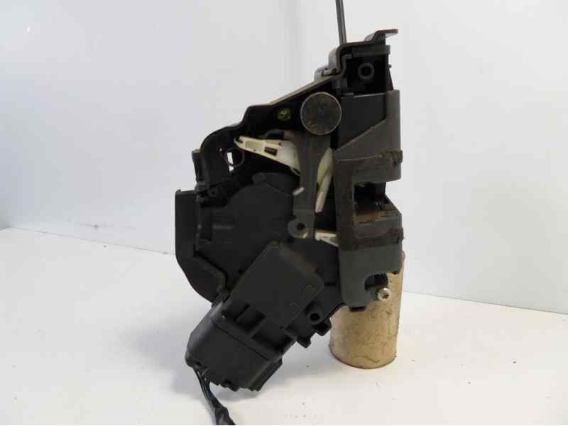 Recambio de cerradura puerta delantera derecha para ford focus berlina (cap) sport referencia OEM IAM   