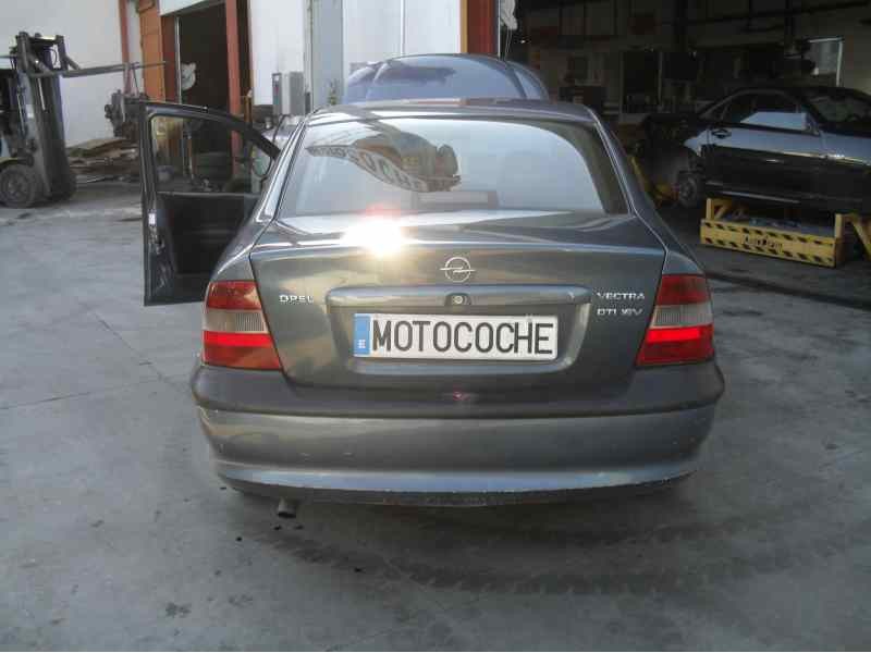 opel vectra b berlina del año 1995