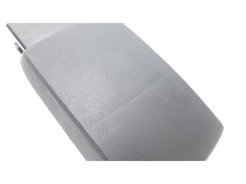 Recambio de apoyabrazos central para seat leon st (5f8) 2.0 tdi referencia OEM IAM 5F0864207C  