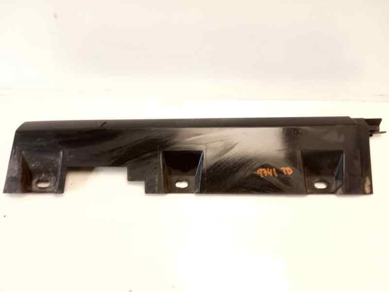 Recambio de moldura para ford transit courier trend referencia OEM IAM ET76101A01AD  