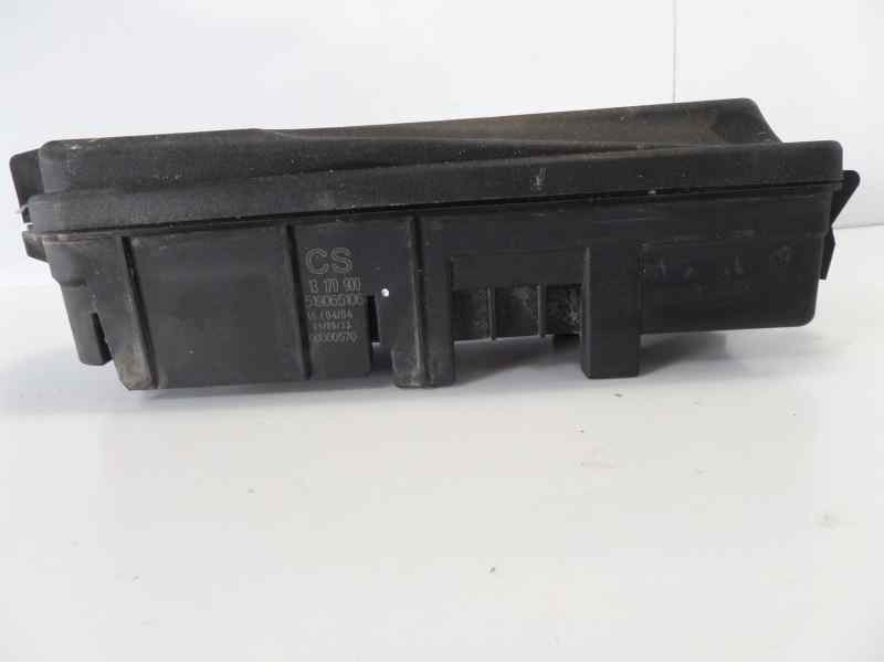 Recambio de caja reles / fusibles para opel vectra c berlina 1.9 cdti referencia OEM IAM 13170900 519065106 