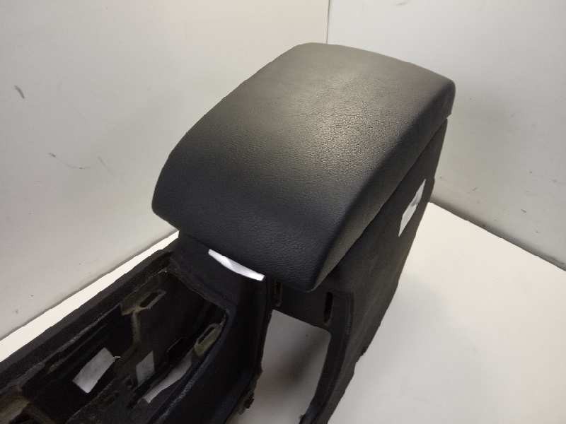 Recambio de apoyabrazos central para ford mondeo sportbreak (ca2) trend (09.2010) referencia OEM IAM 6M21R045J98AF34D8  