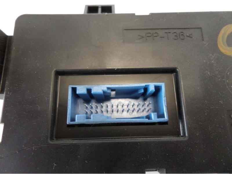 Recambio de mando climatizador para citroen c3 1.4 hdi sx referencia OEM IAM 93677775XT  