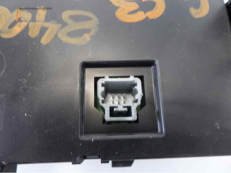 Recambio de mando climatizador para citroen c3 1.4 hdi sx referencia OEM IAM 93677775XT  