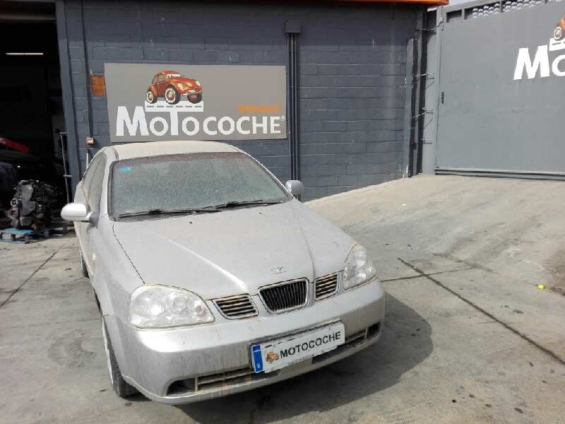 daewoo nubira berlina del año 2004