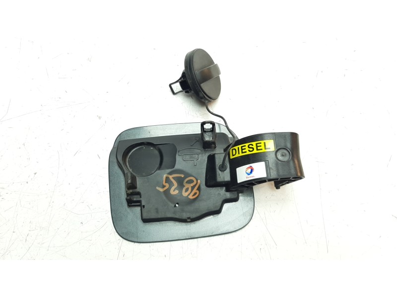 Recambio de tapa exterior combustible para citroen c-elysée exclusive referencia OEM IAM 1503FN  