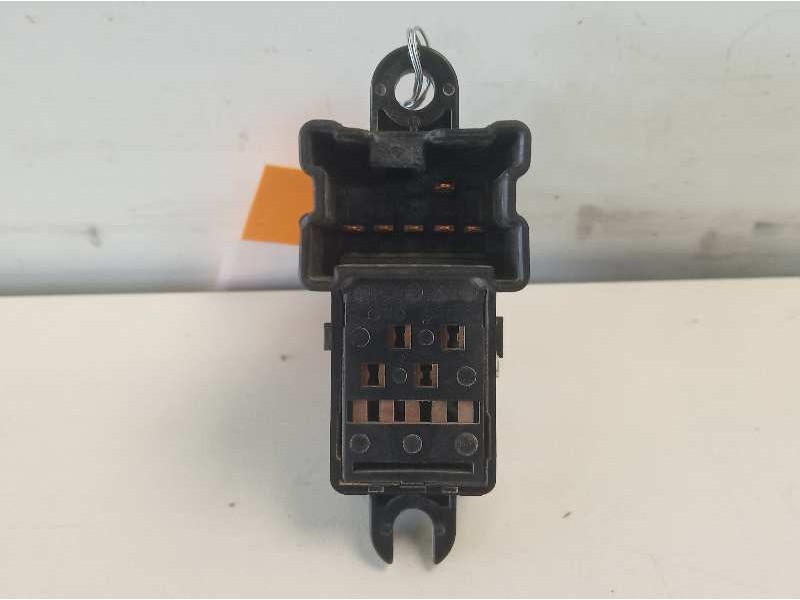 Recambio de mando elevalunas trasero derecho para nissan pathfinder (r51) 2.5 dci platinum referencia OEM IAM  NIS19740 