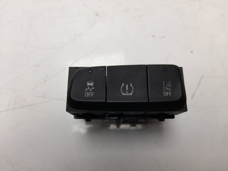 Recambio de interruptor para opel grandland x 1.2 referencia OEM IAM YP00032777  