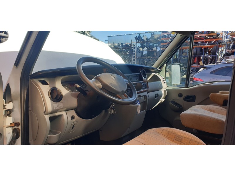 renault master ii phase 2 bus del año 2005