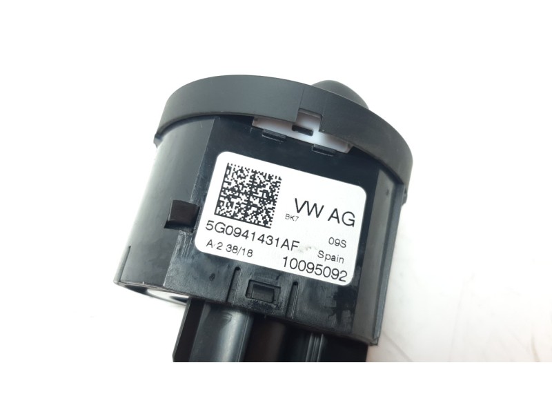 Recambio de mando luces para seat leon st (5f8) 2.0 tdi referencia OEM IAM 5G0941431AF  
