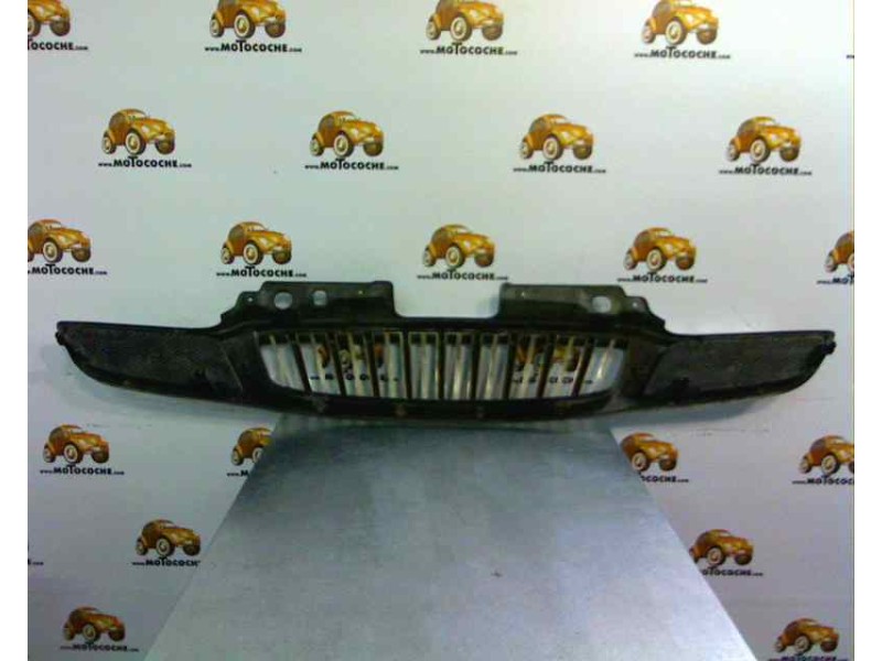 Recambio de rejilla delantera para daewoo tacuma 1.6 cat referencia OEM IAM 96377691 DW7152001 7156