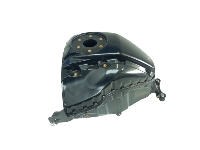 Recambio de deposito combustible para bmw f 900 r referencia OEM IAM 16118567870  