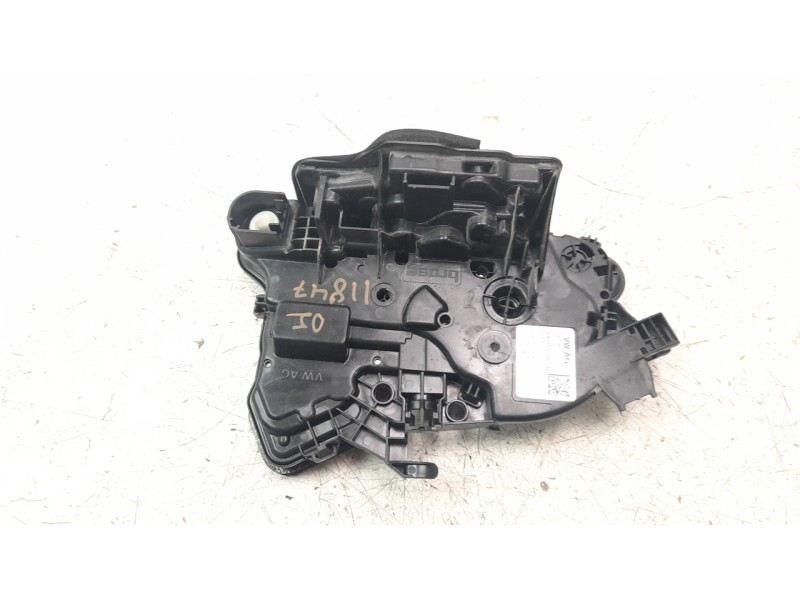 Recambio de cerradura puerta delantera izquierda para volkswagen polo vi (ae1) basis referencia OEM IAM 10B837015B  