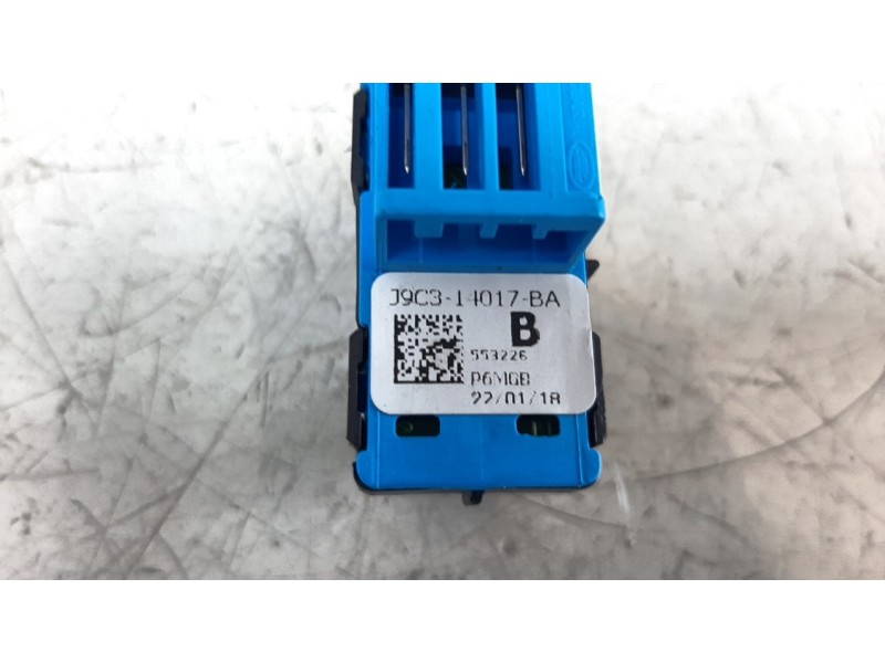 Recambio de interruptor para jaguar e-pace first edition referencia OEM IAM J9C314017BA  