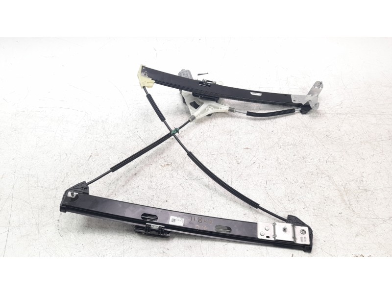 Recambio de elevalunas delantero izquierdo para volkswagen polo vi (ae1) basis referencia OEM IAM 2G4837461C  