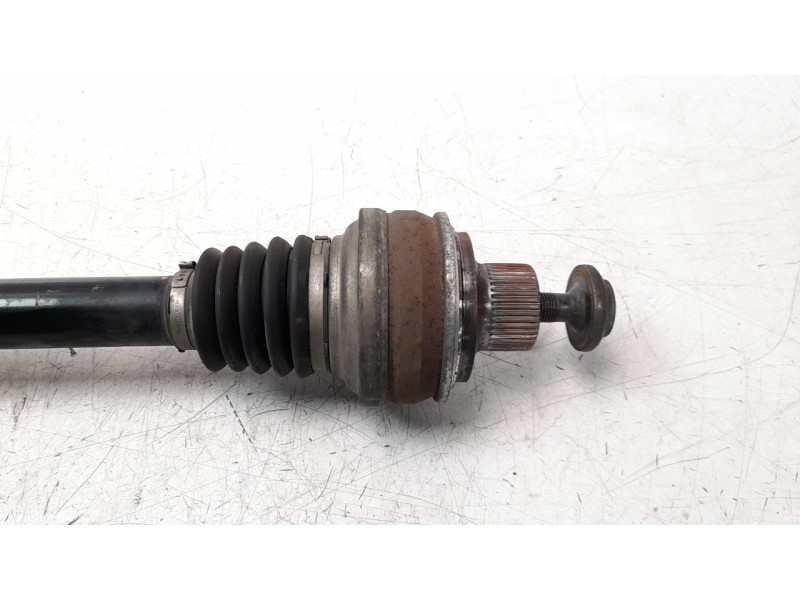 Recambio de transmision trasera izquierda para audi q7 4mg referencia OEM IAM 4M0501203D  
