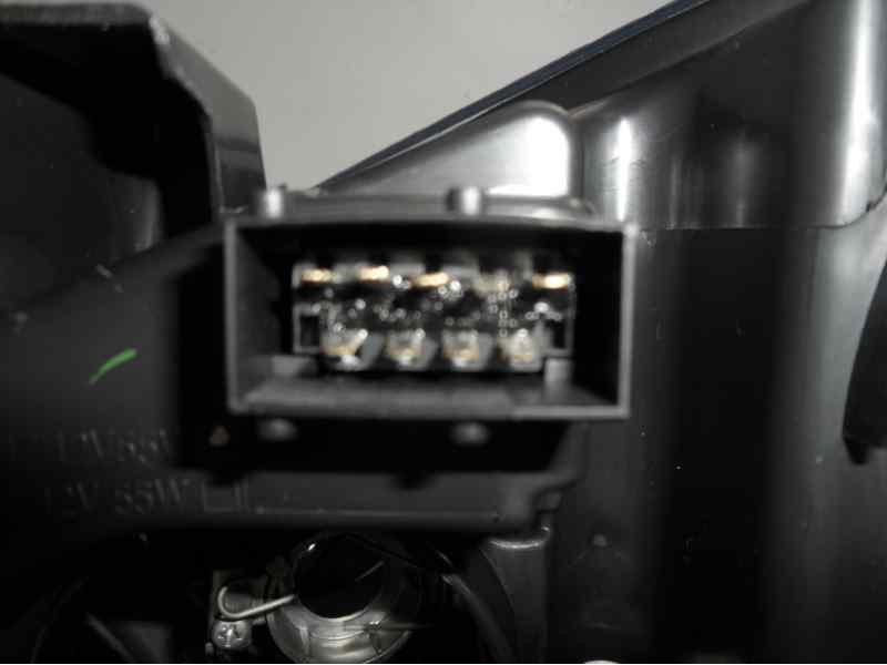 Recambio de faro derecho para peugeot 207 referencia OEM IAM 620696 10117341001 PG3204913