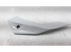 Recambio de moldura para bmw f 900 r referencia OEM IAM 8403867   2