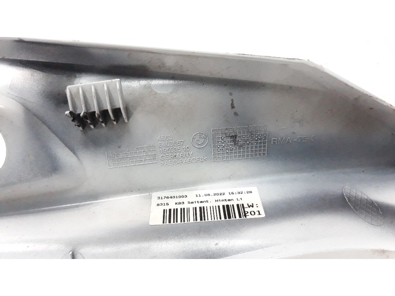 Recambio de moldura para bmw f 900 r referencia OEM IAM 8403867  