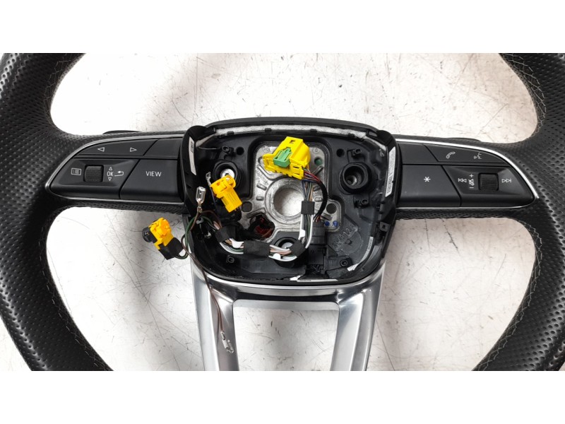 Recambio de volante para audi q7 4mg referencia OEM IAM 4M8419091Q  