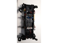 Recambio de caja reles / fusibles para mercedes-benz clase cla (w117) shooting brake cla 200 d (117.908) referencia OEM IAM 2465 2