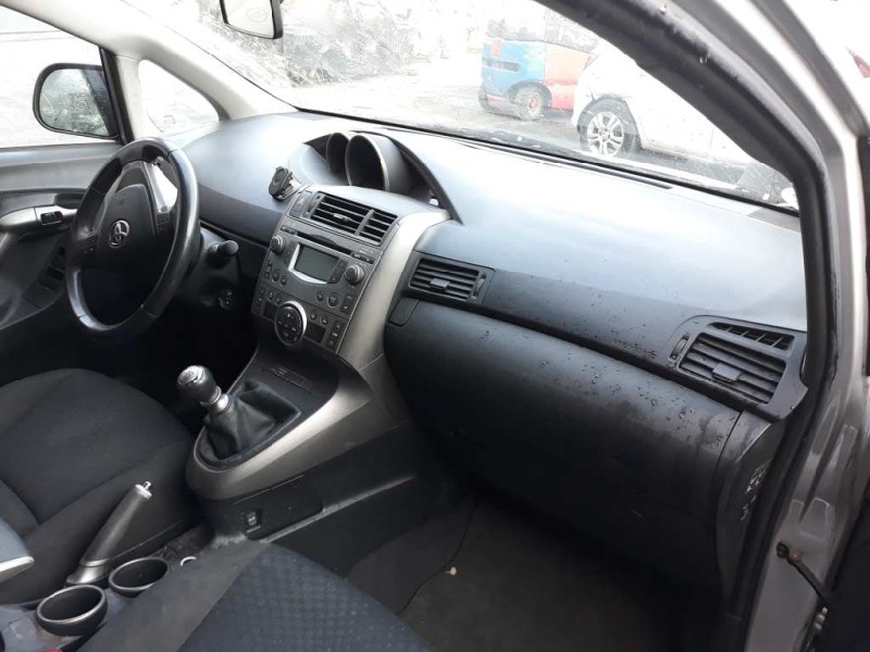 toyota verso del año 2009