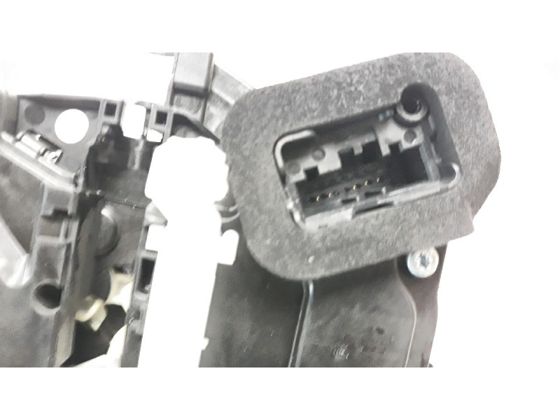 Recambio de cerradura puerta delantera derecha para volkswagen polo vi (ae1) basis referencia OEM IAM 10B837016B  