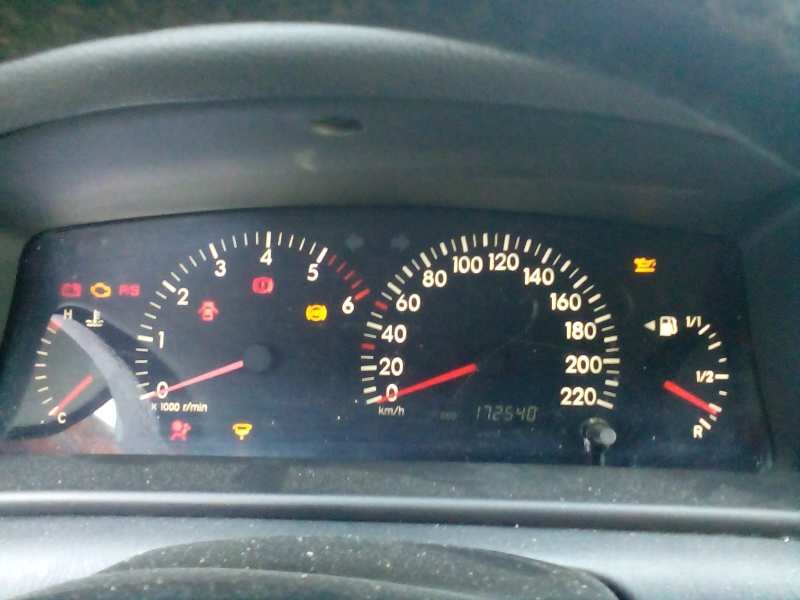 toyota corolla (e12) del año 2002