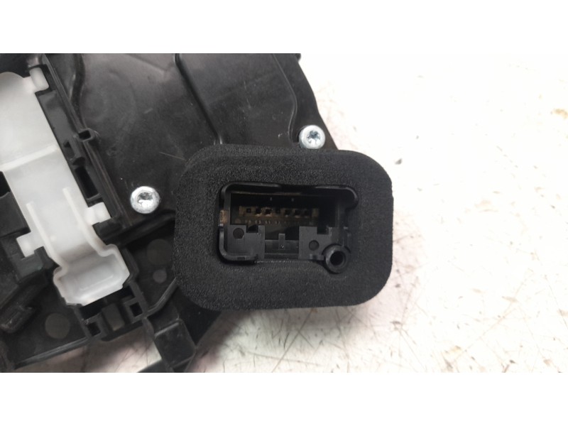 Recambio de cerradura puerta trasera izquierda para volkswagen polo vi (ae1) basis referencia OEM IAM 10A839015B  