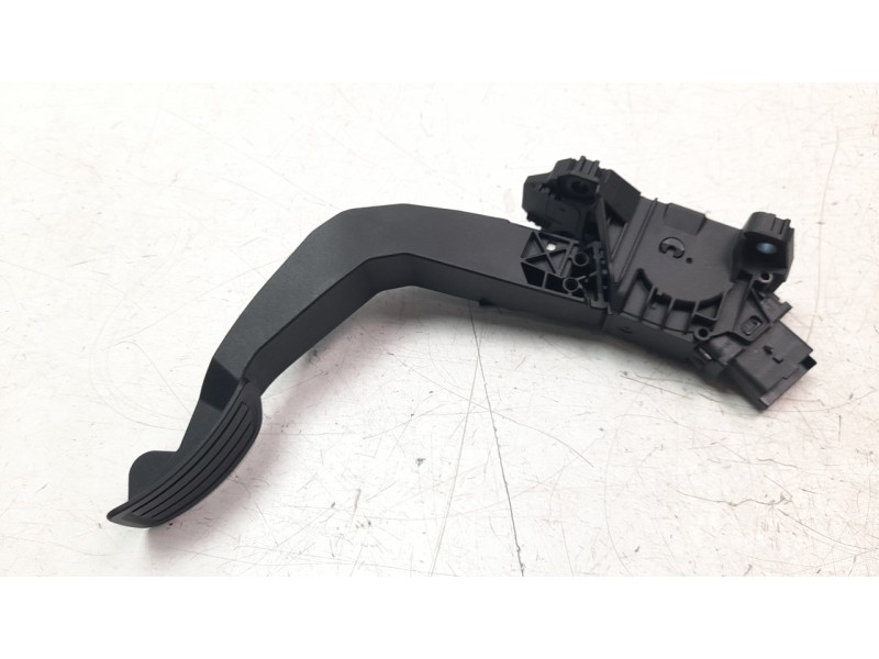 Recambio de potenciometro pedal para opel corsa f 1.2 referencia OEM IAM 9827704480  