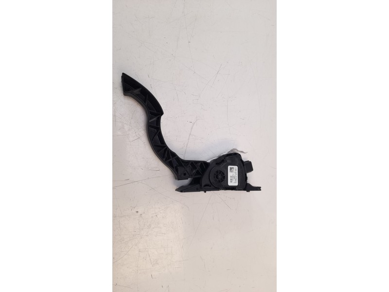 Recambio de potenciometro pedal para ford focus 1.0 ecoboost cat referencia OEM IAM EV619F836AA 6PV01036880 