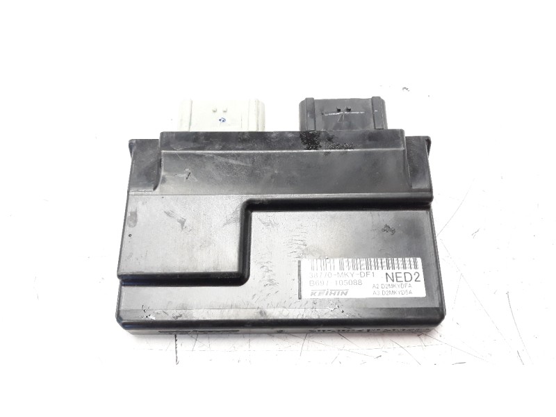 Recambio de centralita motor uce para honda cb 650r referencia OEM IAM 38770MKYDF1 B697105088 