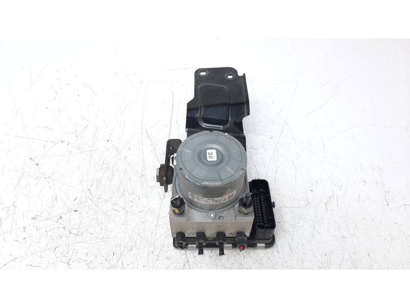 Recambio de abs para hyundai kona referencia OEM IAM 58900J9100  
