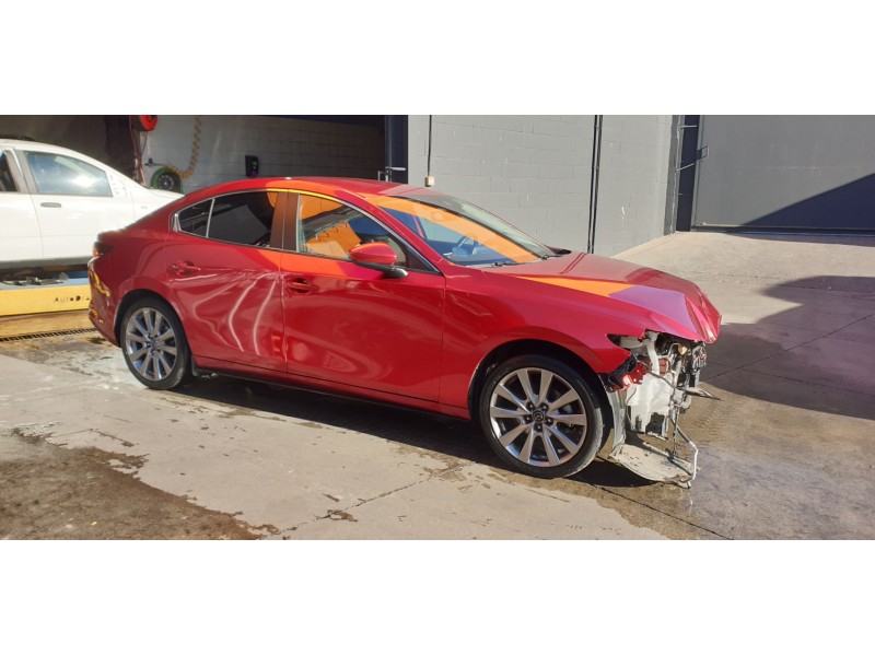 mazda 3 sedán (bp) del año 2021