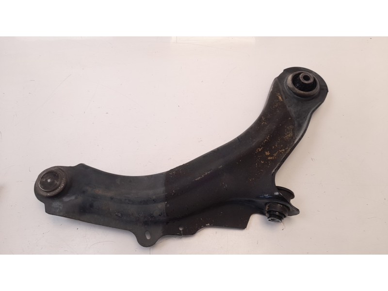 Recambio de brazo suspension inferior delantero izquierdo para renault captur 1.5 dci diesel fap energy referencia OEM IAM 54505