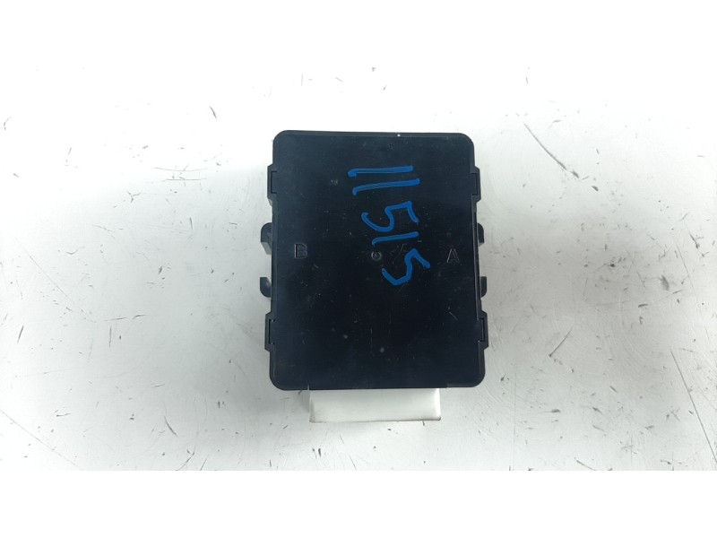 Recambio de modulo electronico para ssangyong korando 2.2 td cat referencia OEM IAM 8737134000  