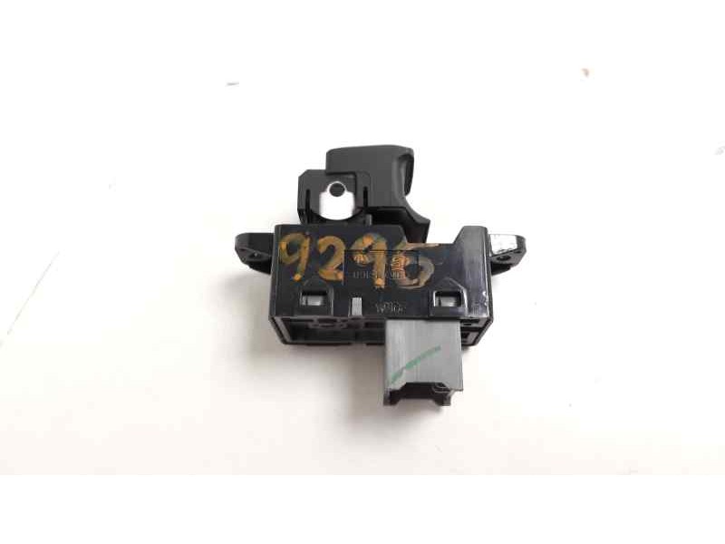Recambio de mando elevalunas delantero derecho para hyundai i20 1.2 16v cat referencia OEM IAM 93580C7010  
