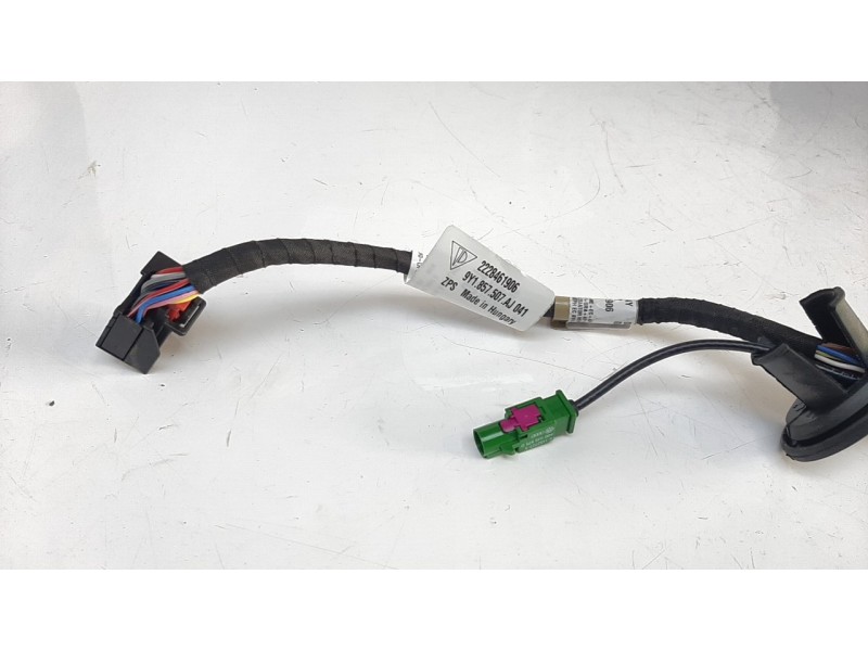 Recambio de retrovisor izquierdo para porsche cayenne coupe (9yb) e-hybrid referencia OEM IAM 9Y1857507AJ  