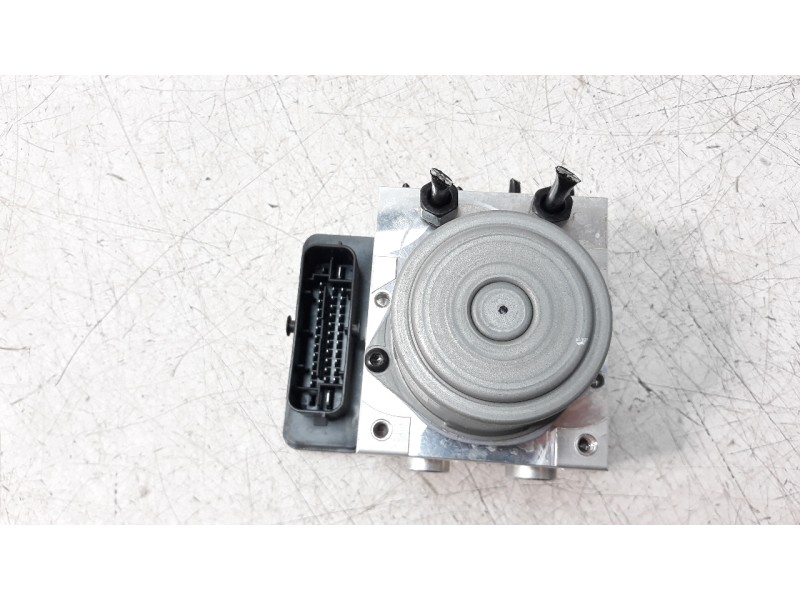 Recambio de abs para kia ceed 1.0 tgdi cat referencia OEM IAM 58900J7AA0  