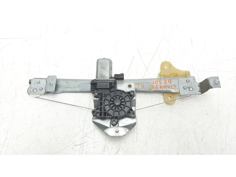 Recambio de elevalunas trasero derecho para renault captur 1.5 dci diesel fap energy referencia OEM IAM 827009380R 106199718 