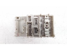 CAJA RELES / FUSIBLES 8273342080 