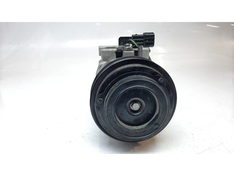 Recambio de compresor aire acondicionado para kia stonic (ybcuv) concept referencia OEM IAM 97701H8400 320187G CAF640187KH