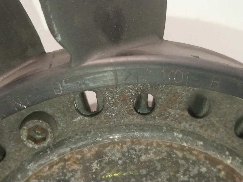 Recambio de ventilador viscoso motor para volkswagen passat variant (3b6) edition referencia OEM IAM 058121350 49584 