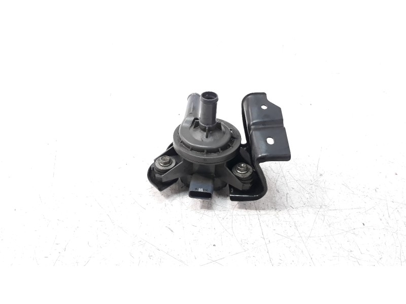 Recambio de bomba agua para lexus nx 2.5 16v cat (híbrido) referencia OEM IAM G904048010  