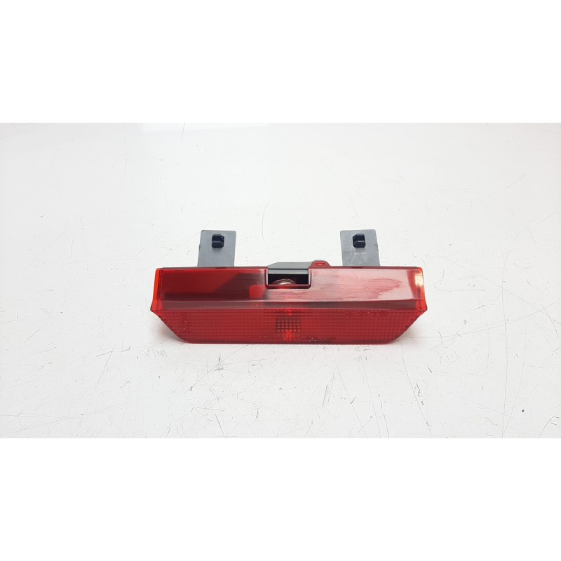 Recambio de luz central de freno para toyota rav 4 (a2) 1.8 16v cat referencia OEM IAM 8157049015  