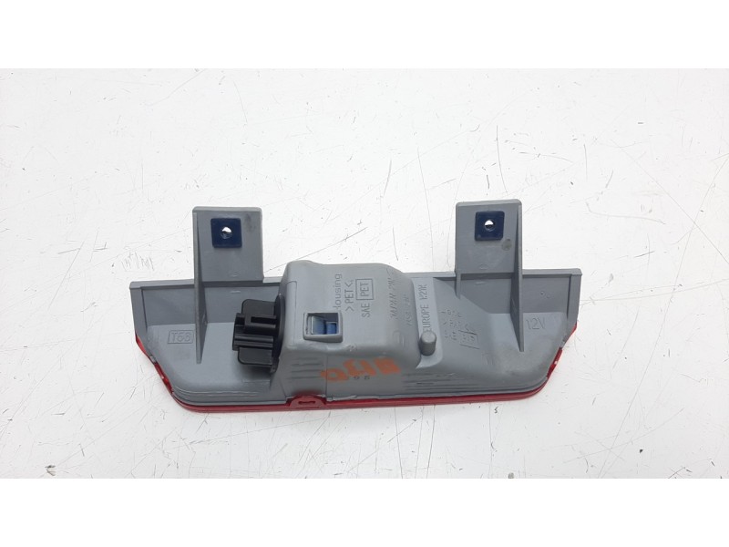 Recambio de luz central de freno para toyota rav 4 (a2) 1.8 16v cat referencia OEM IAM 8157049015  