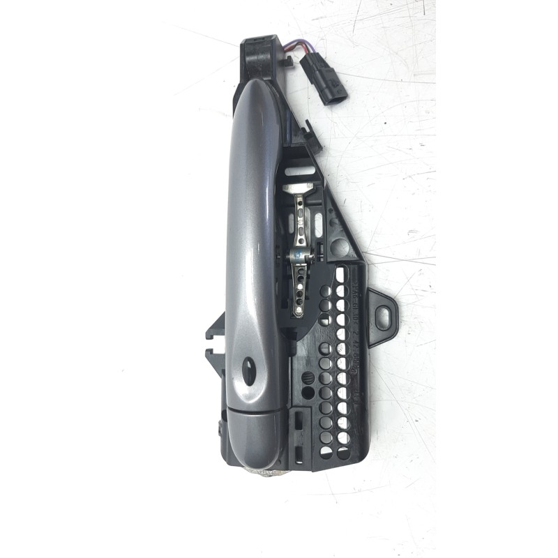 Recambio de maneta exterior delantera derecha para renault captur 1.5 dci diesel fap energy referencia OEM IAM 806706656R  