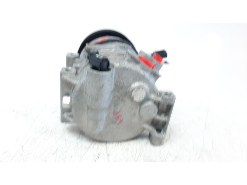 Recambio de compresor aire acondicionado para hyundai kona referencia OEM IAM 1C28E19300  CAF720387HQ