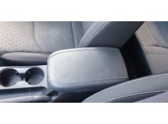 Recambio de apoyabrazos central para kia ceed 1.0 tgdi cat referencia OEM IAM 84660J7100WK   2