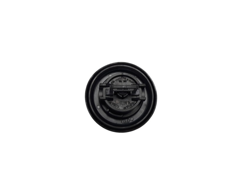 Recambio de tapa exterior combustible para dacia duster laureate 4x2 referencia OEM IAM 172515451R  